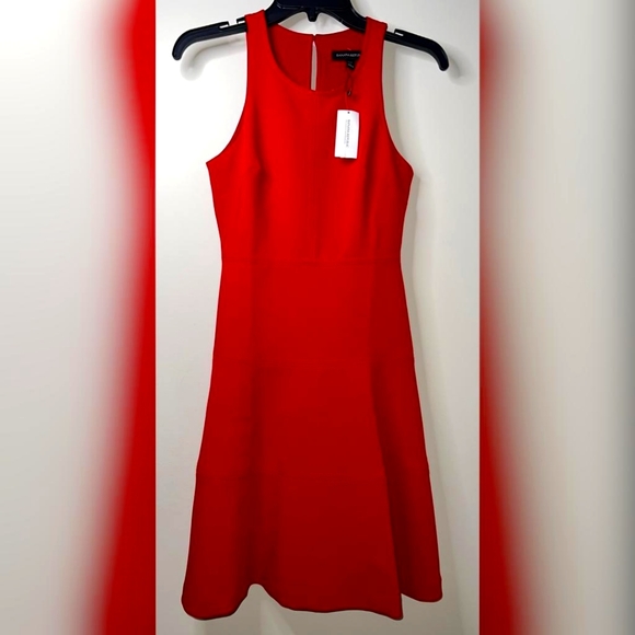 Red Dress Banana Republic - Picture 1 of 2